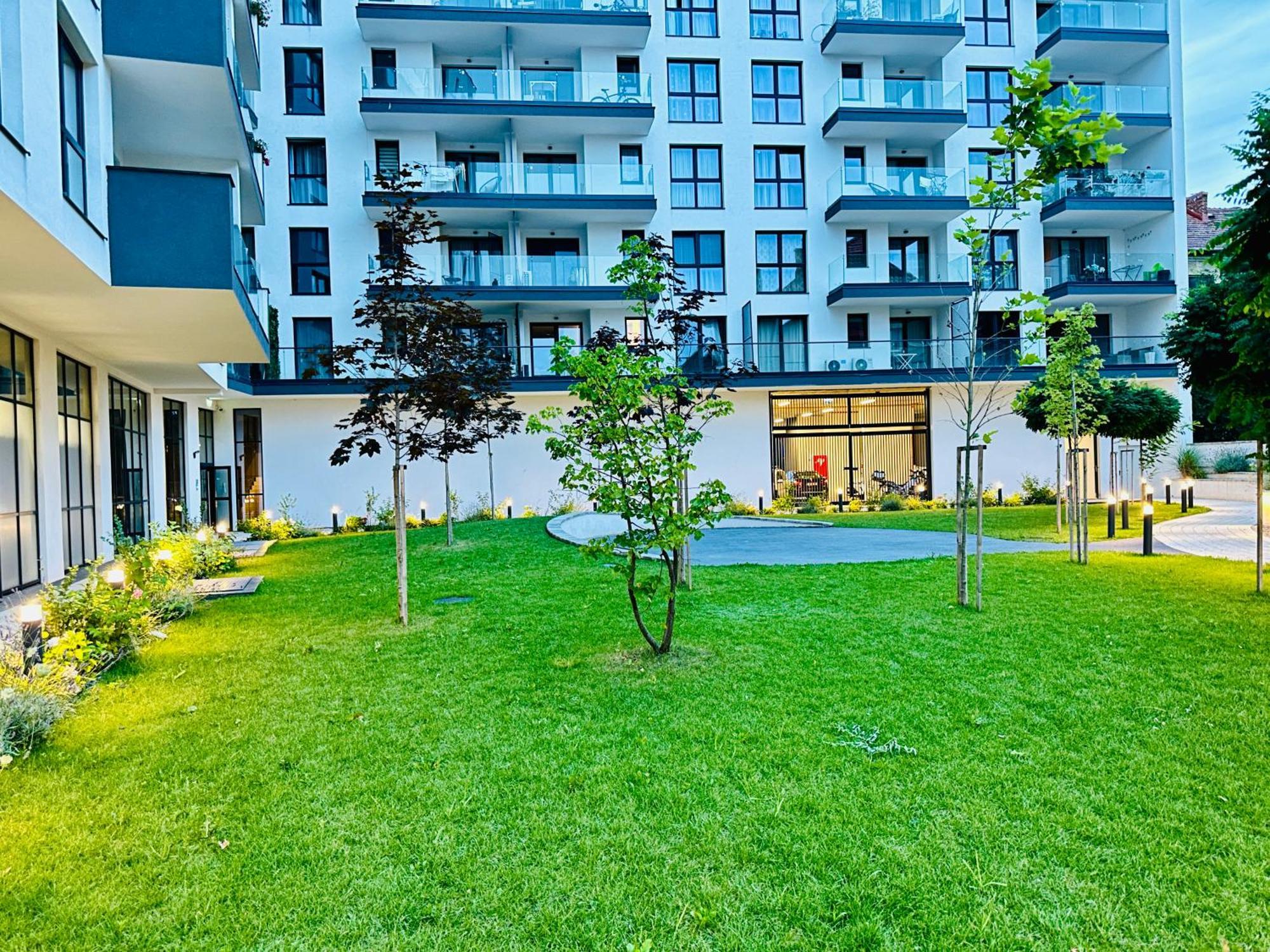Bel Dom - The Central, Spacious 2 Rooms Luxury Apartment Kolozsvár Kültér fotó